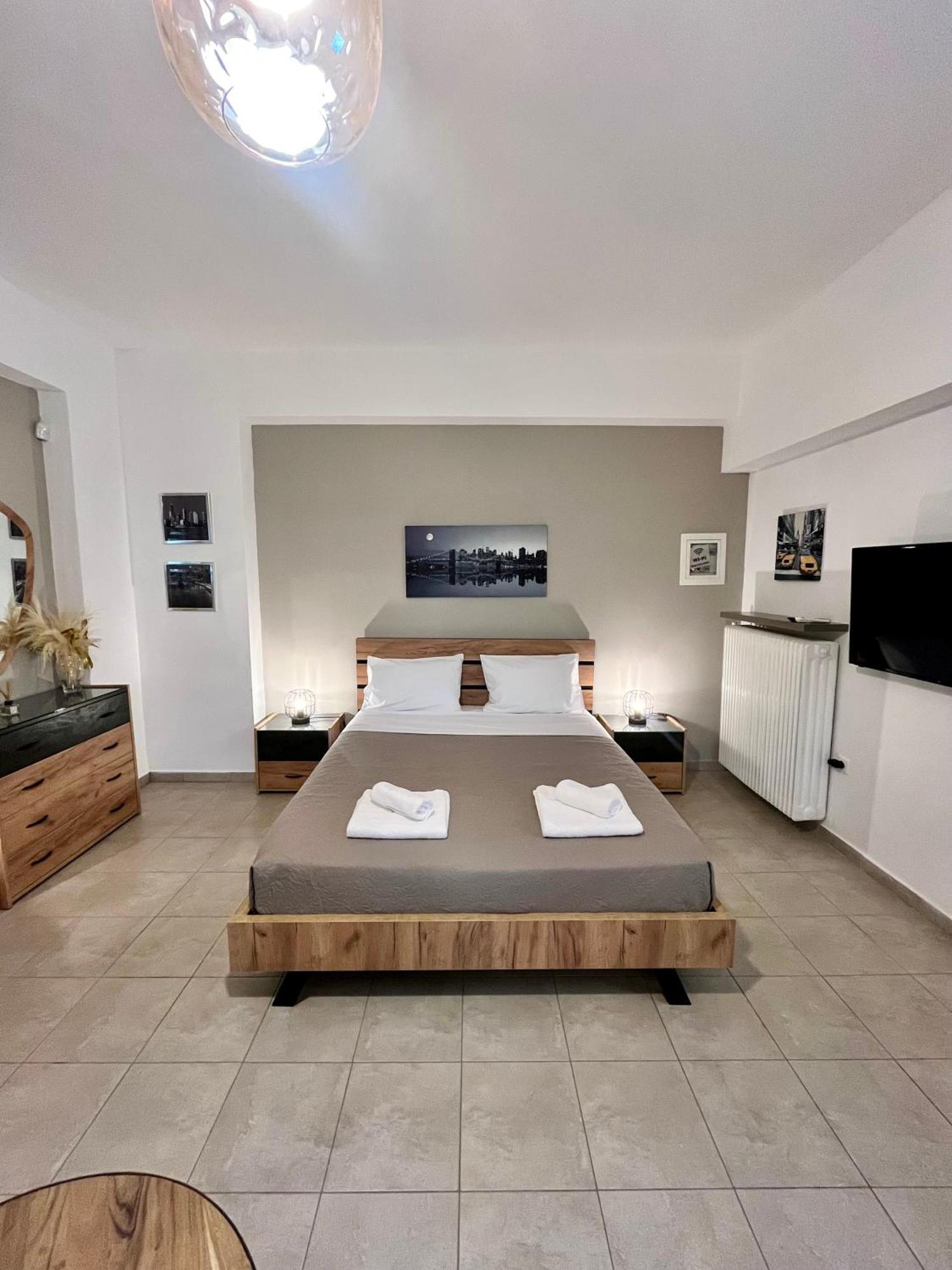קורופיון Lia'S Luxury Apartment - Near Airport מראה חיצוני תמונה