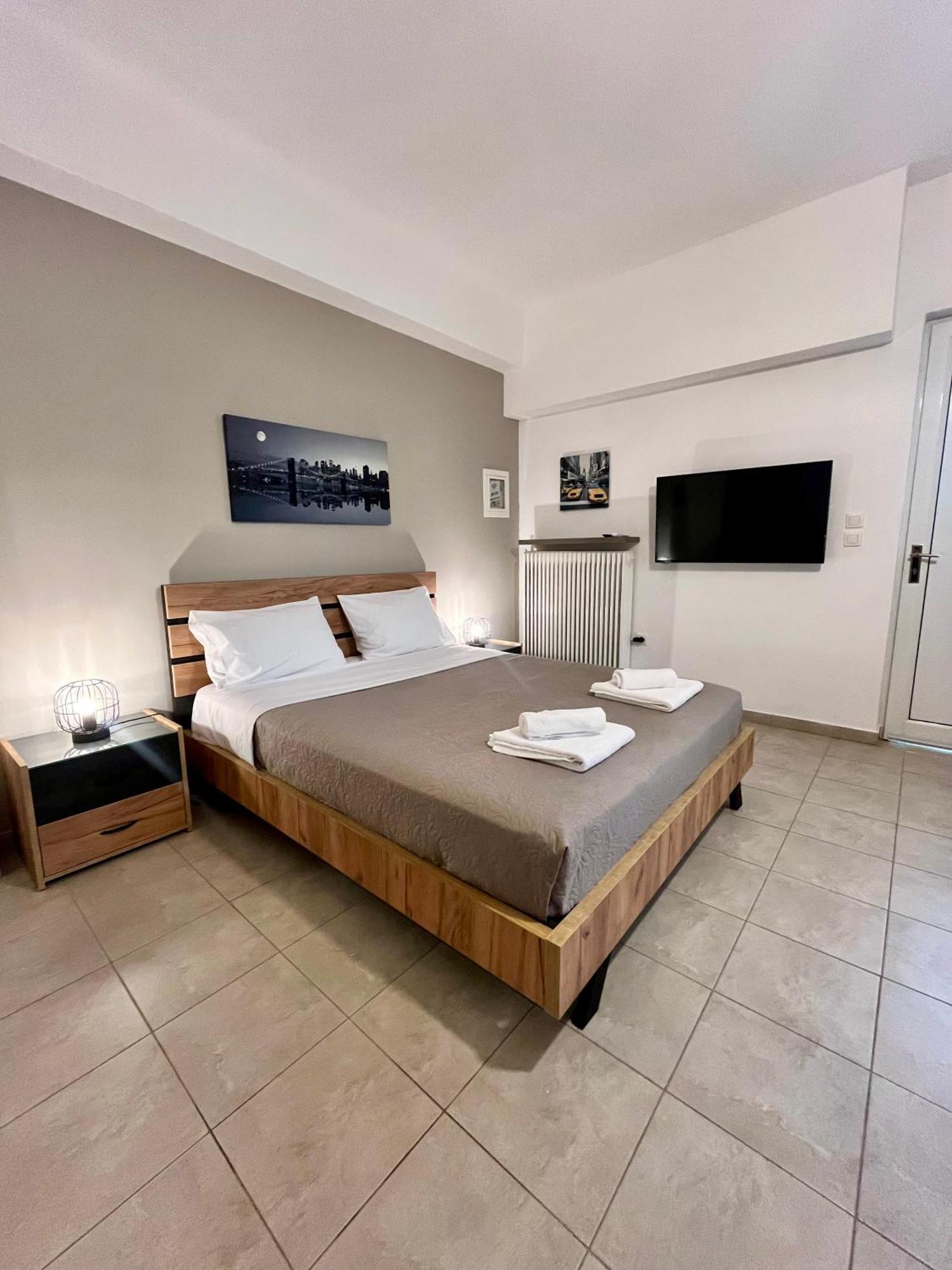 קורופיון Lia'S Luxury Apartment - Near Airport מראה חיצוני תמונה